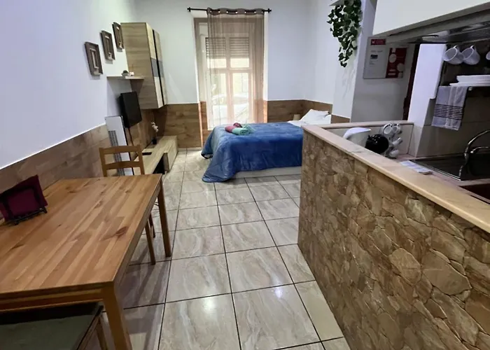 Center Rebelo Da Silva