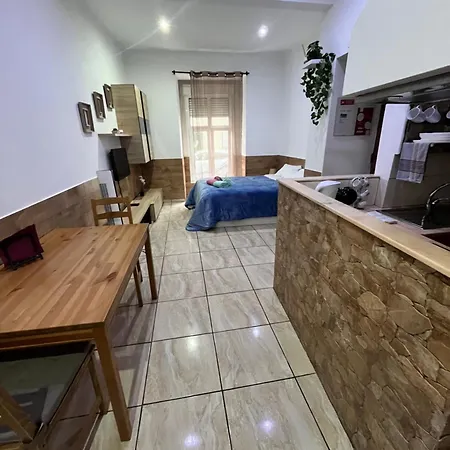 Center Rebelo Da Silva